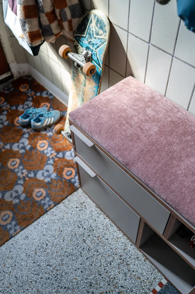 Maatkussens project: Vintage Comfort in Cozy Dark Blush — Binnen